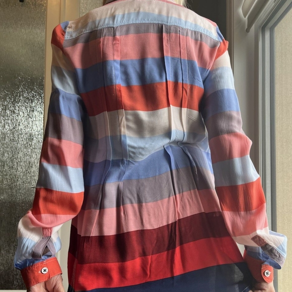 Anthropologie Maeve long-sleeved top Size small - Picture 2 of 3